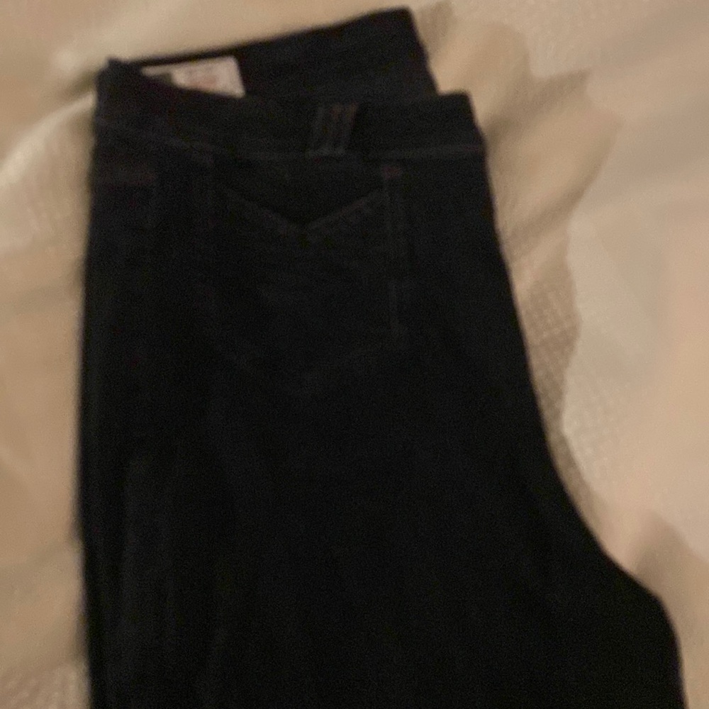 Black skinny jeans